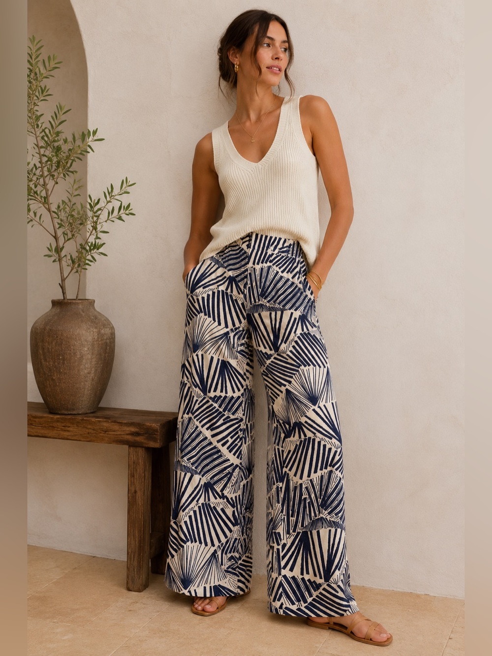 Anthropologie Kirstie Wide-Leg Pants Navy Blue Cream Abstract Print Size 4 29”